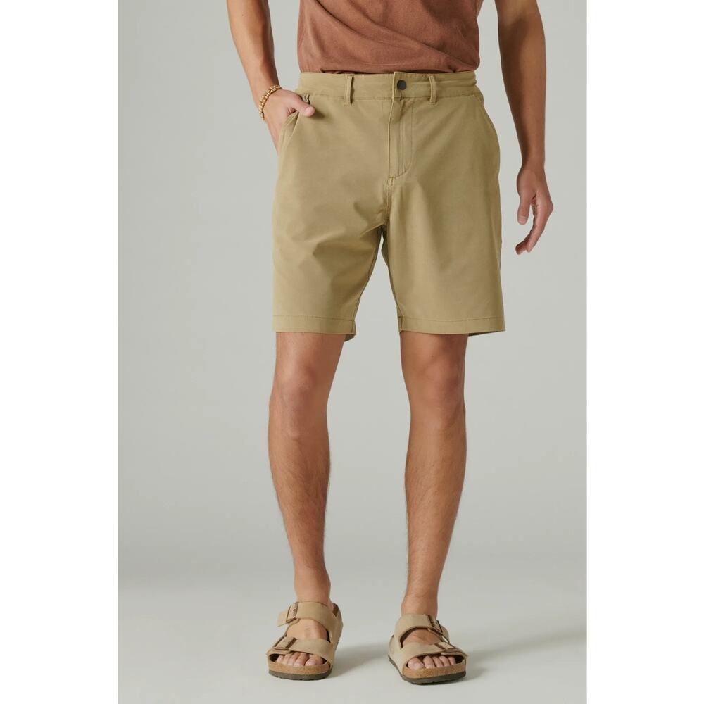 Lucky Men’s 8" Adventure Hybrid Hiking Causal Short Size 40